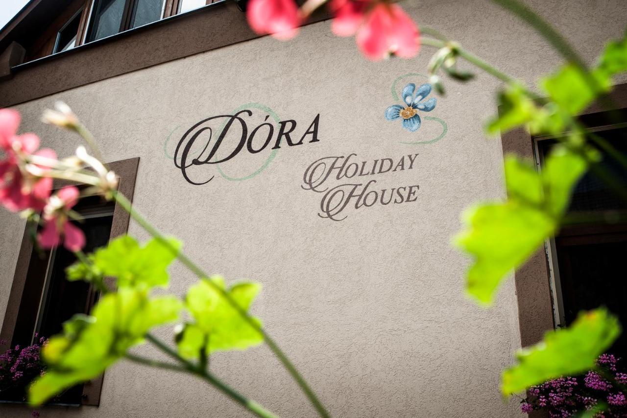 Dora Holiday House&Apartments Keszthely Exterior foto